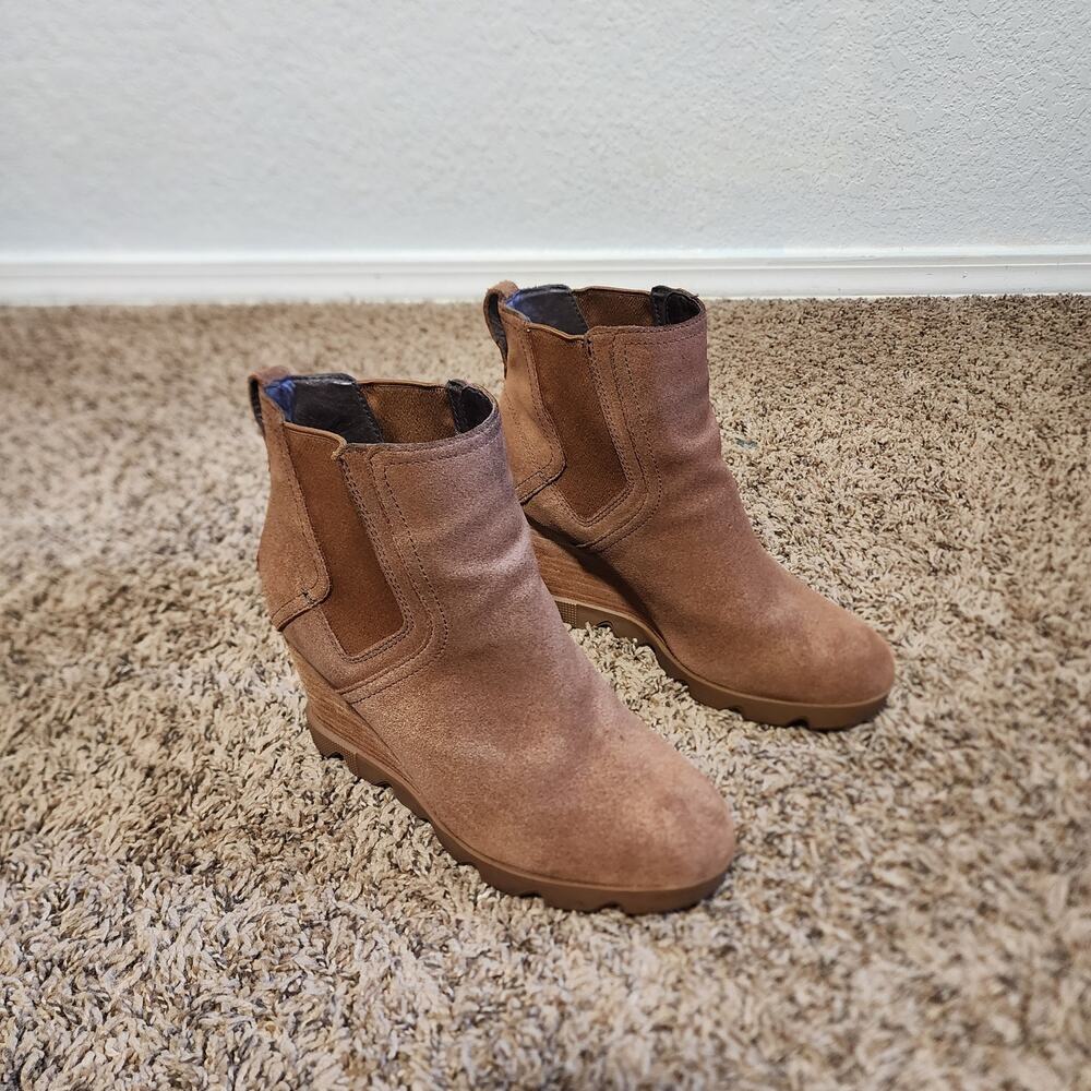 Sorel Joan Of Artic Wedge Chelsea Booties Ankle Boots Tan Size 8